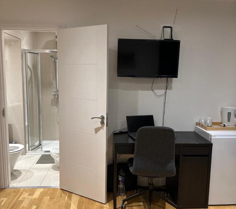 Photo of Others in Peninsula