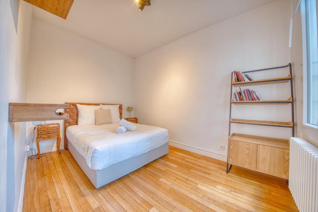 Photo of Bedroom in Reims City Centre