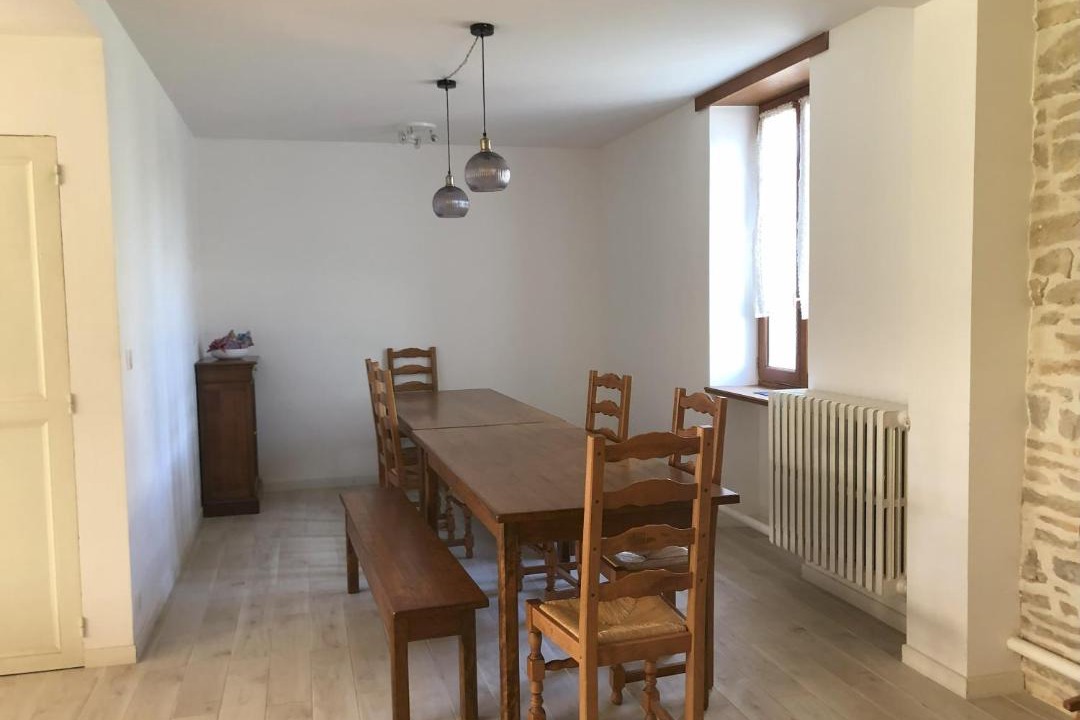 Photo of Others in Druyes-les-Belles-Fontaines