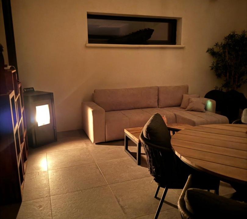 Photo of Others in Les Mages