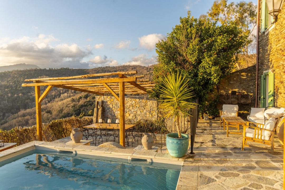 Photo of Patio Balcony in Porri