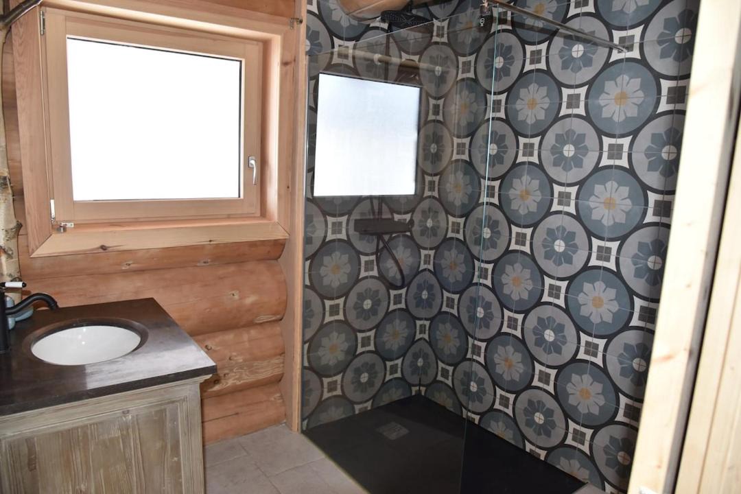 Photo of Bathroom in Yssingeaux