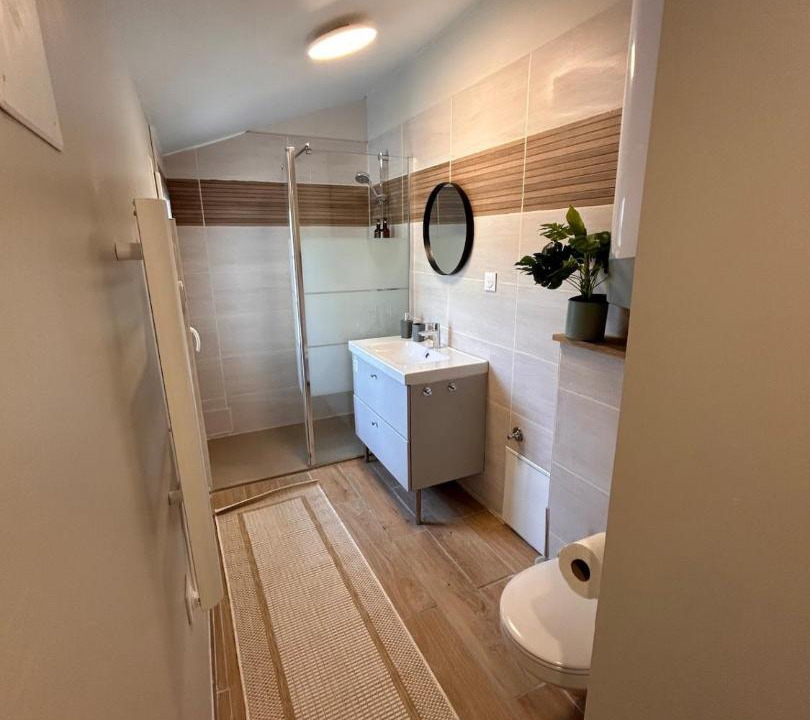 Photo of Bathroom in Saint-Dizier