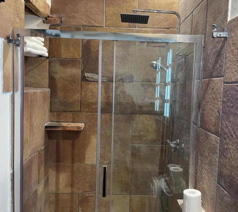 Photo of Bathroom in Tarascon-sur-Ariege