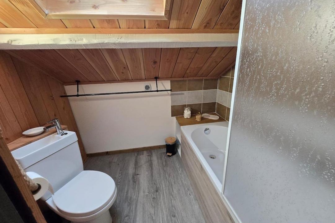 Photo of Bathroom in Moulicent