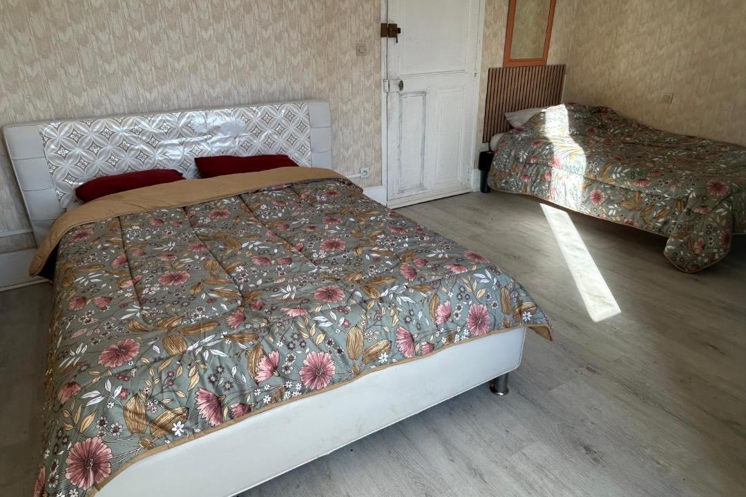 Photo of Bedroom in Montceau-les-Mines
