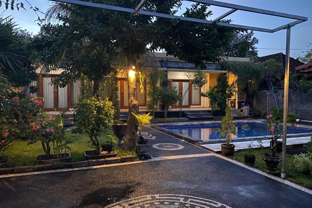 Photo of Others in Kubu