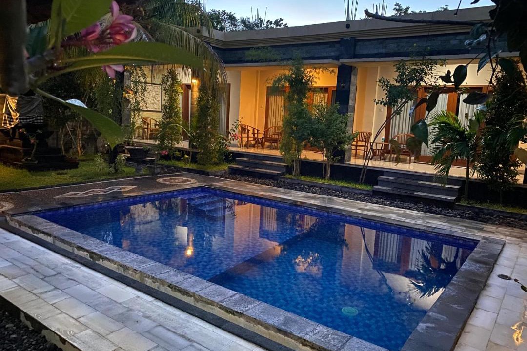 Photo of Others in Kubu