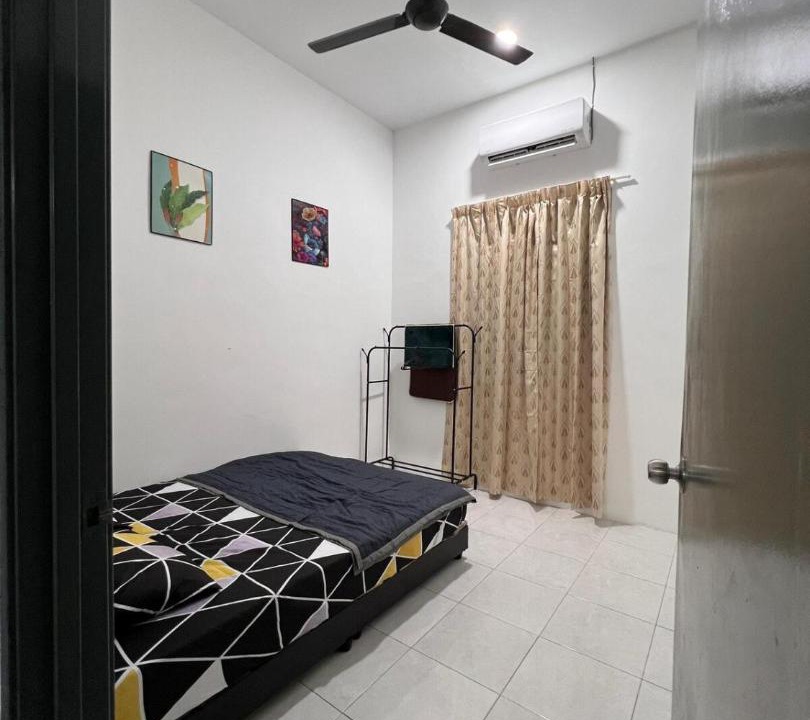 Photo of Bedroom in Temerloh