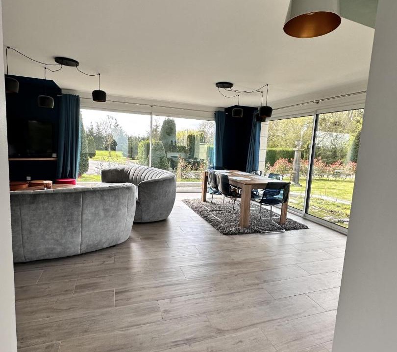 Photo of Others in Les Attaques