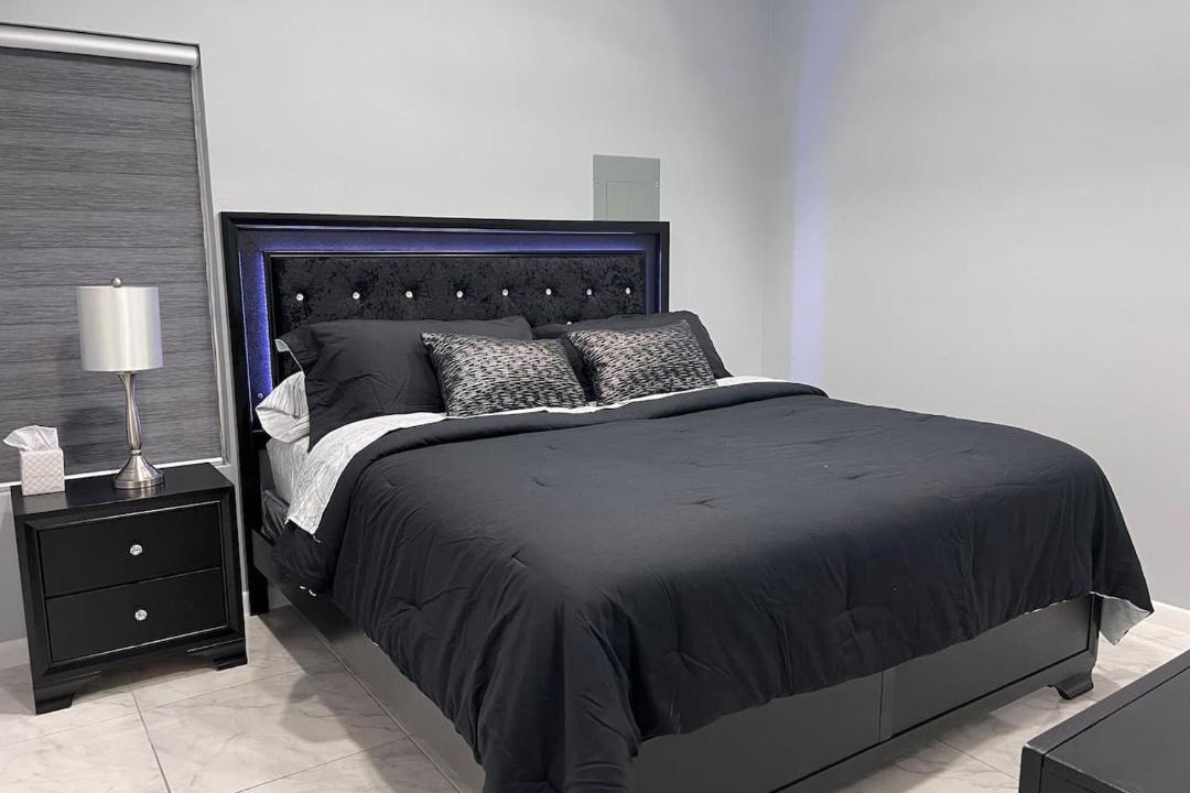 Photo of Bedroom in Alamo