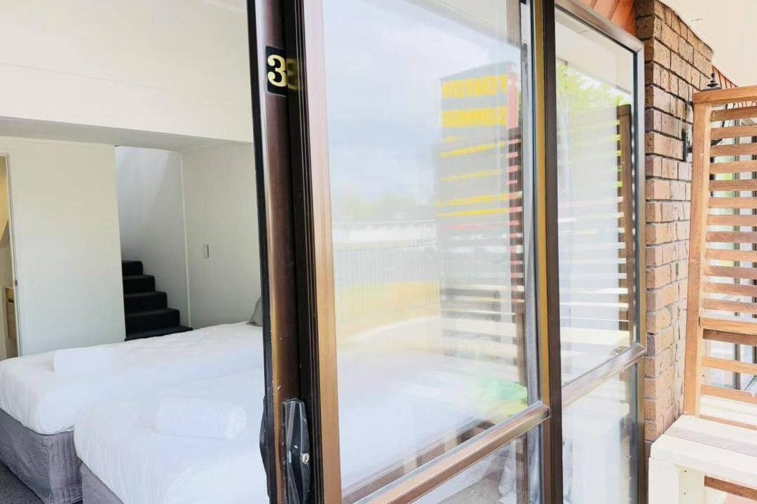 Photo of Others in Fenton Street