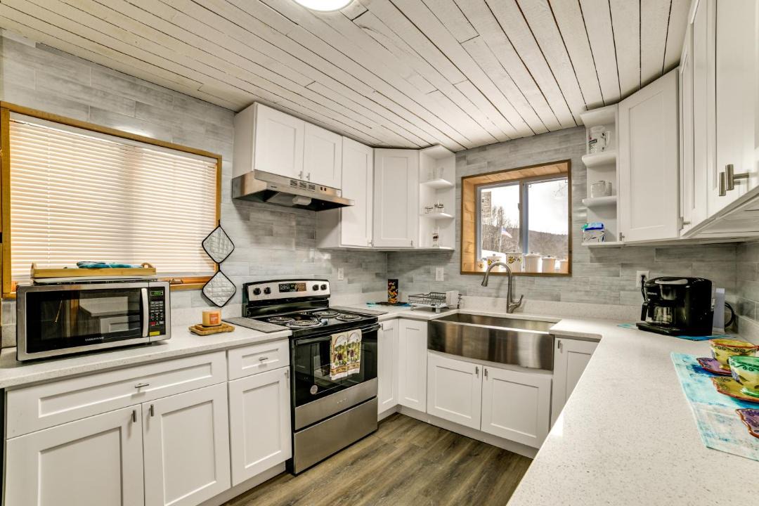 Photo of Kitchen in Long Eddy