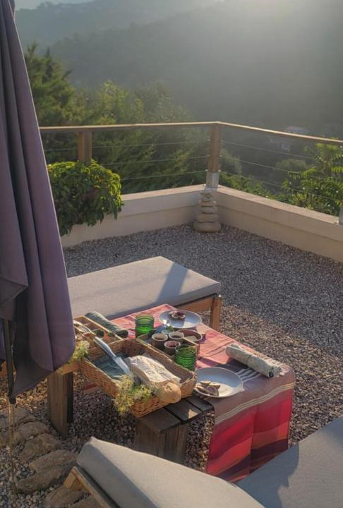 Photo of Others in Cantaron