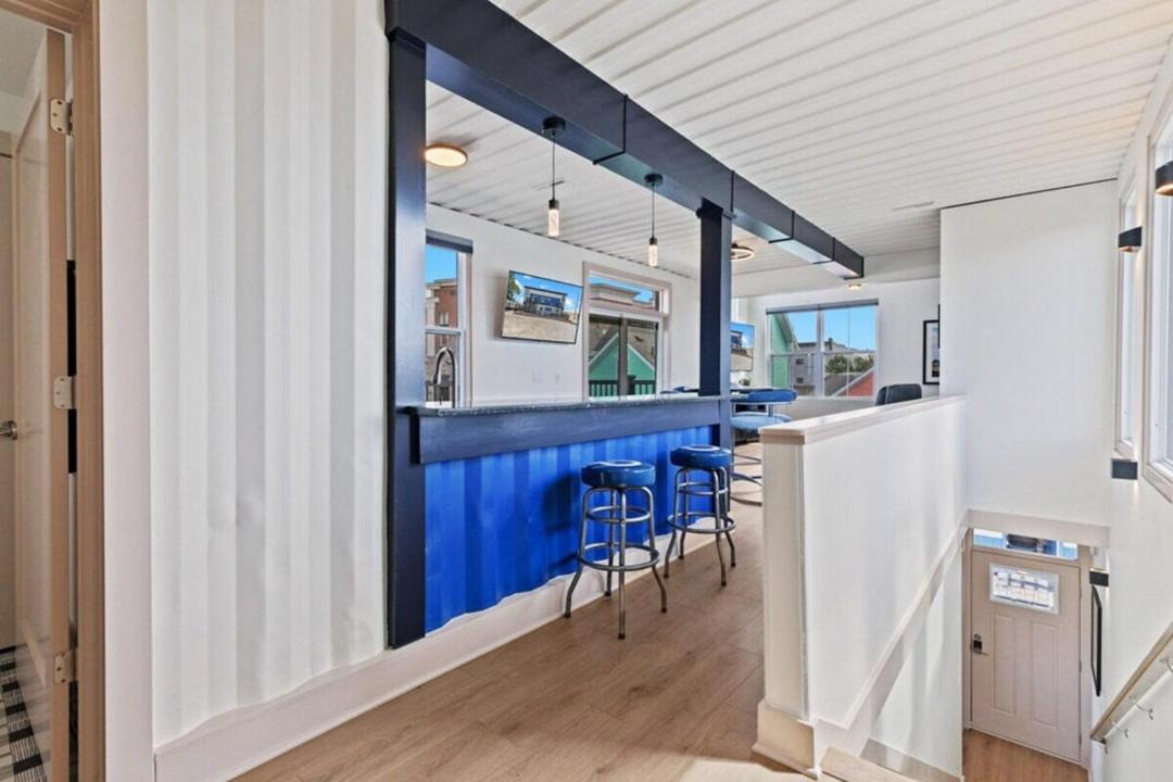 Photo of Others in Babe Denny