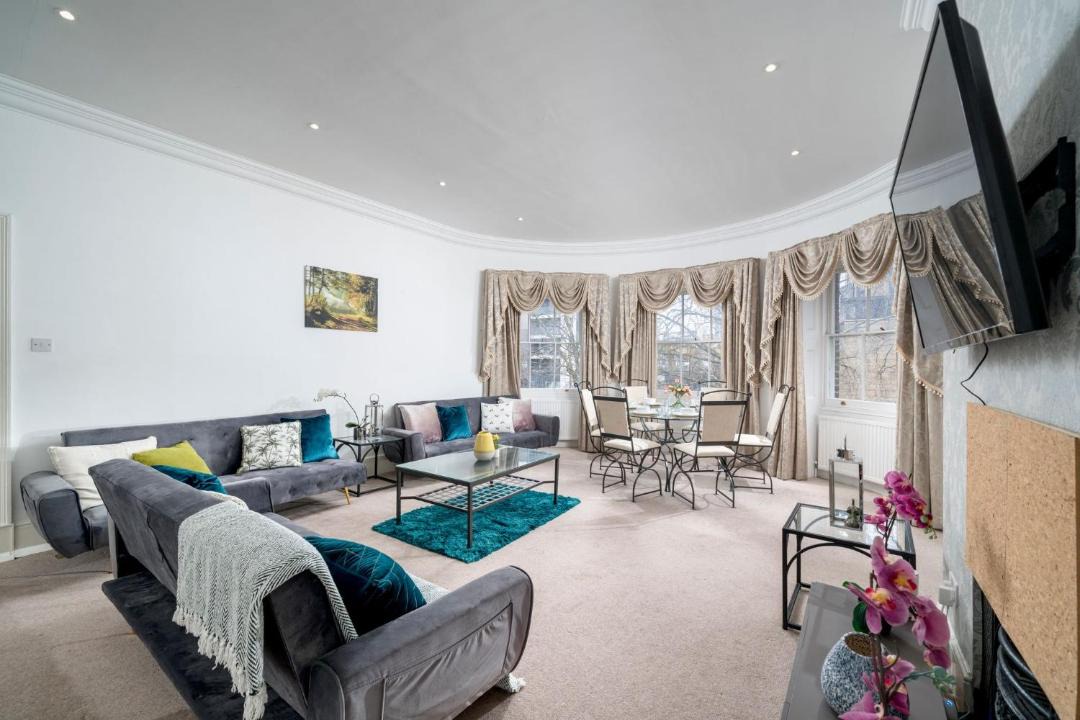 Photo of Others in Canary Wharf