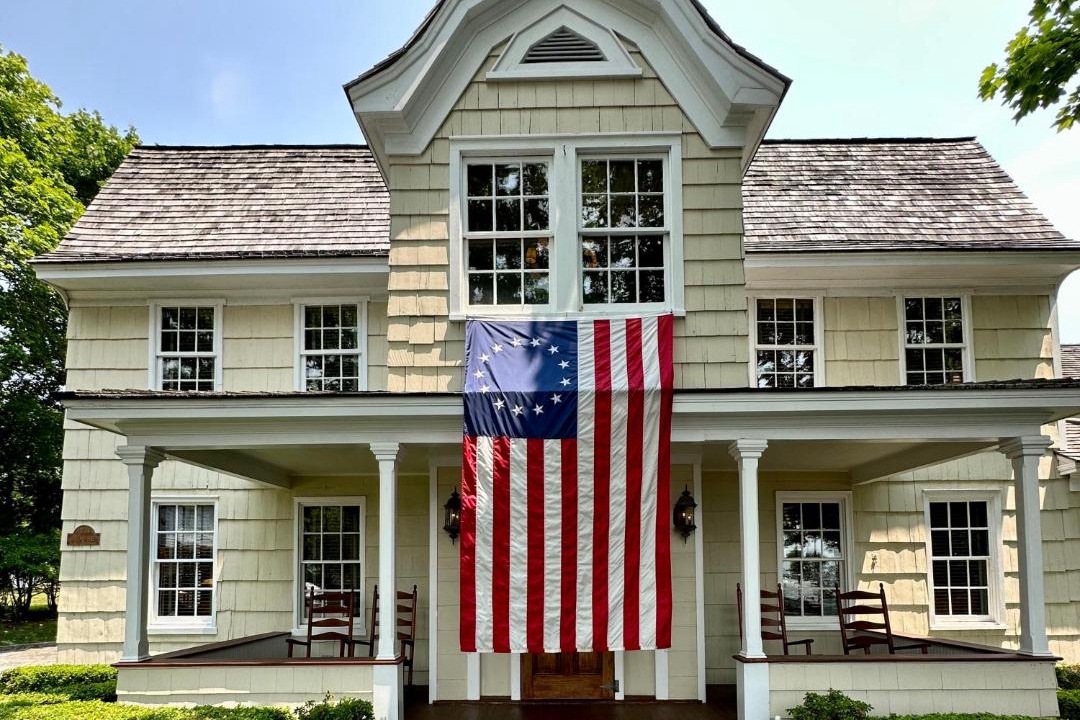 Photo of Others in Village of Southampton