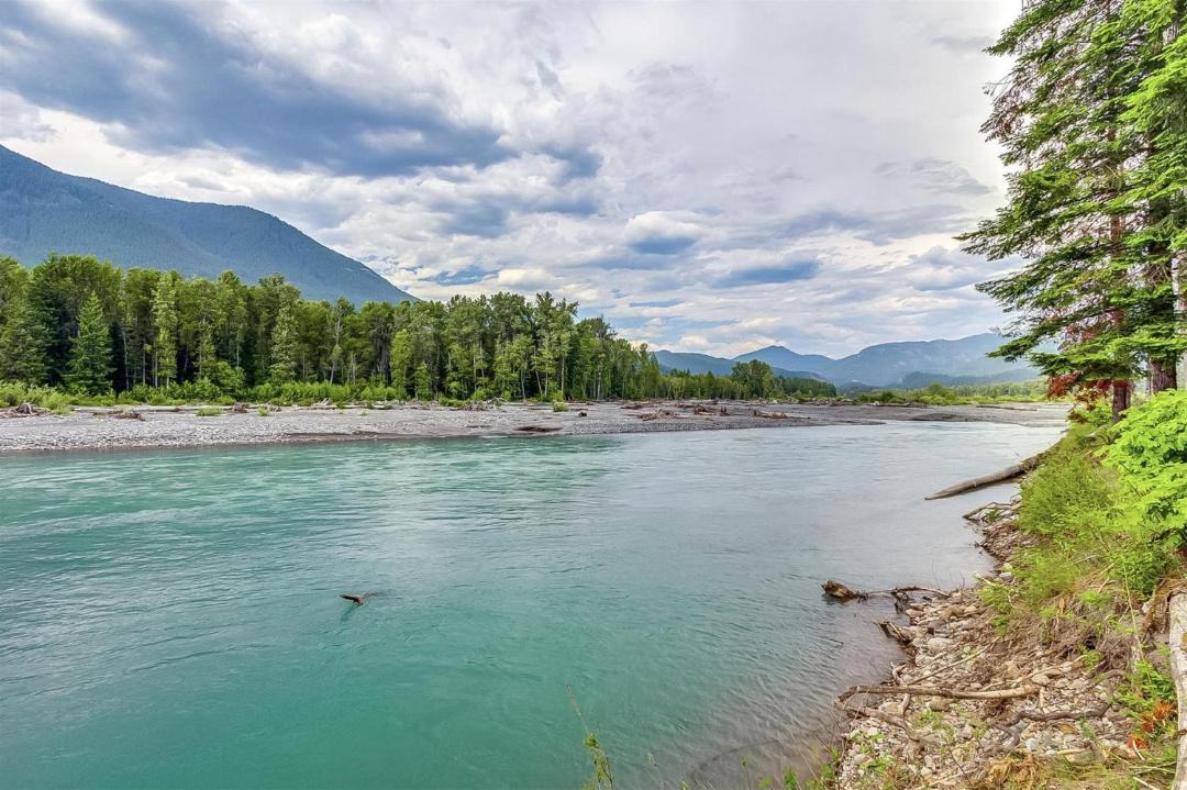 Photo of Others in Packwood