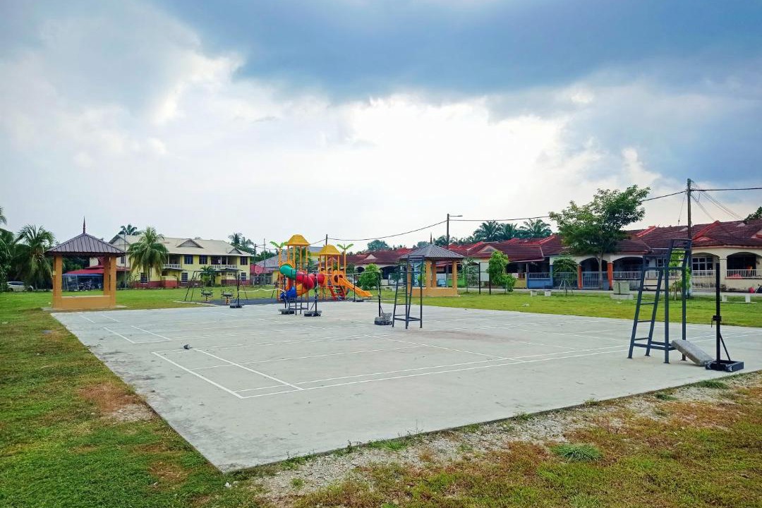 Photo of Others in Parit Raja