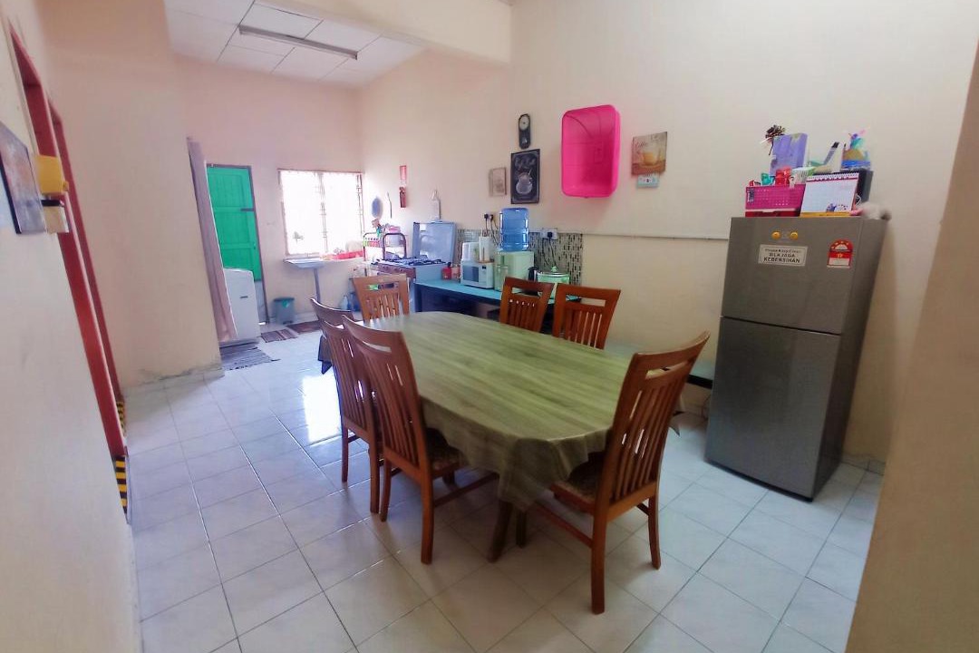 Photo of Others in Parit Raja