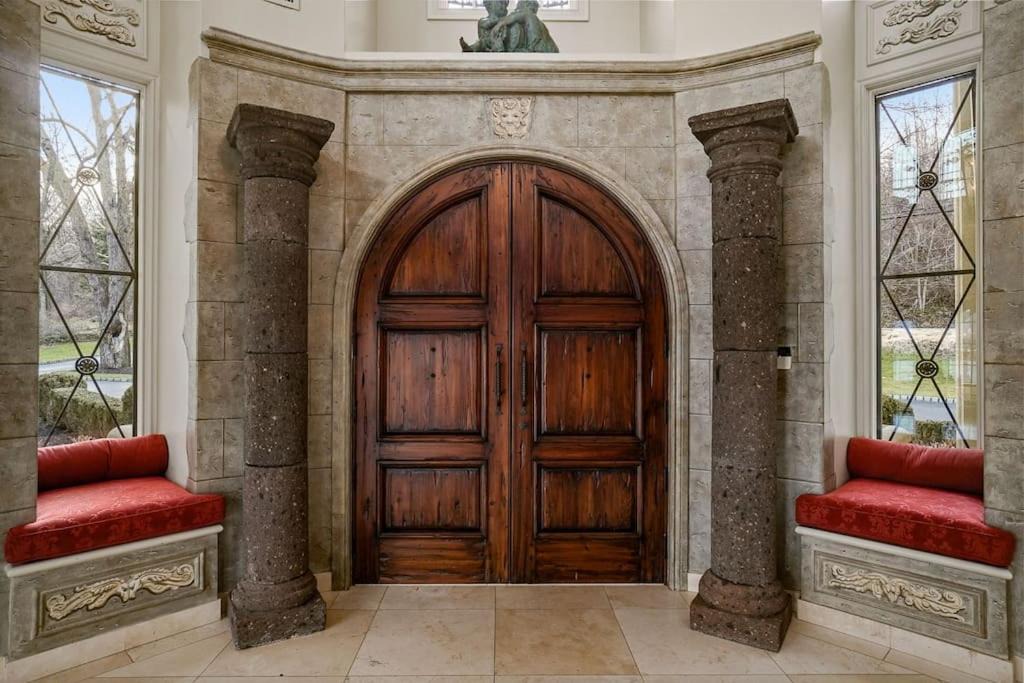 Photo of Others in Middle Hope