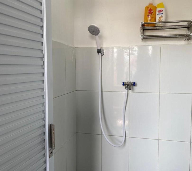 Photo of Bathroom in Kalipuro