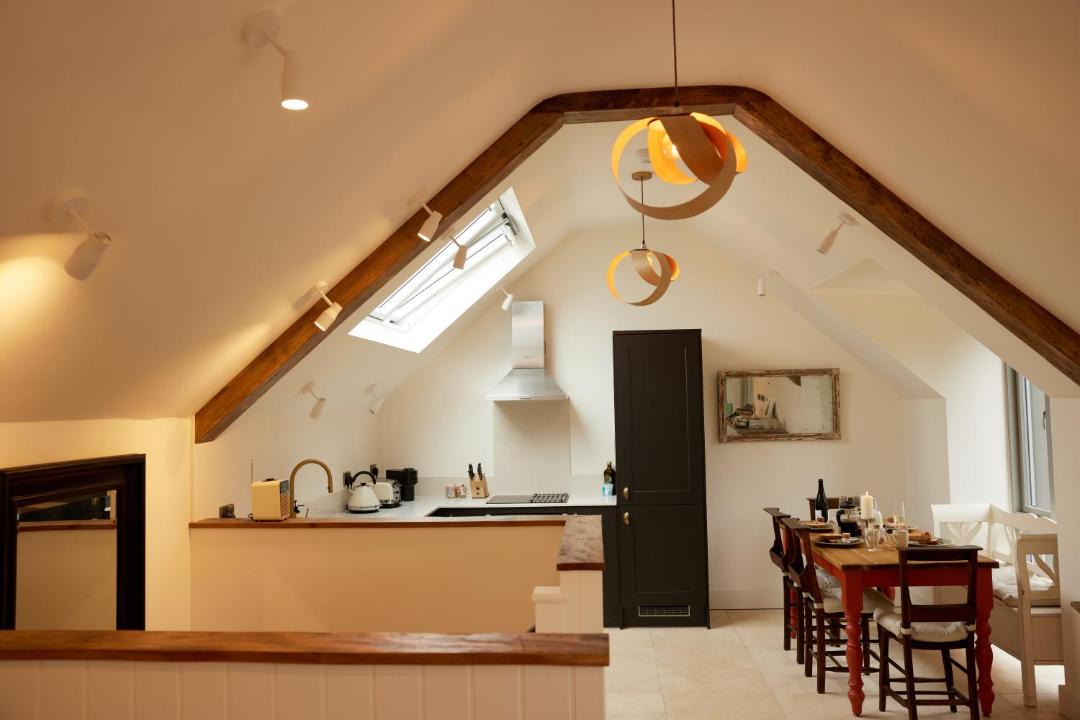 Photo of Others in Pylle