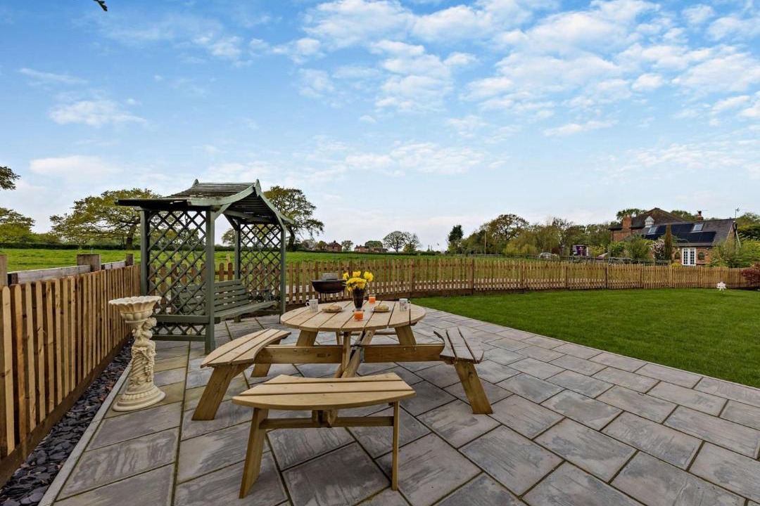 Photo of Others in Crewe