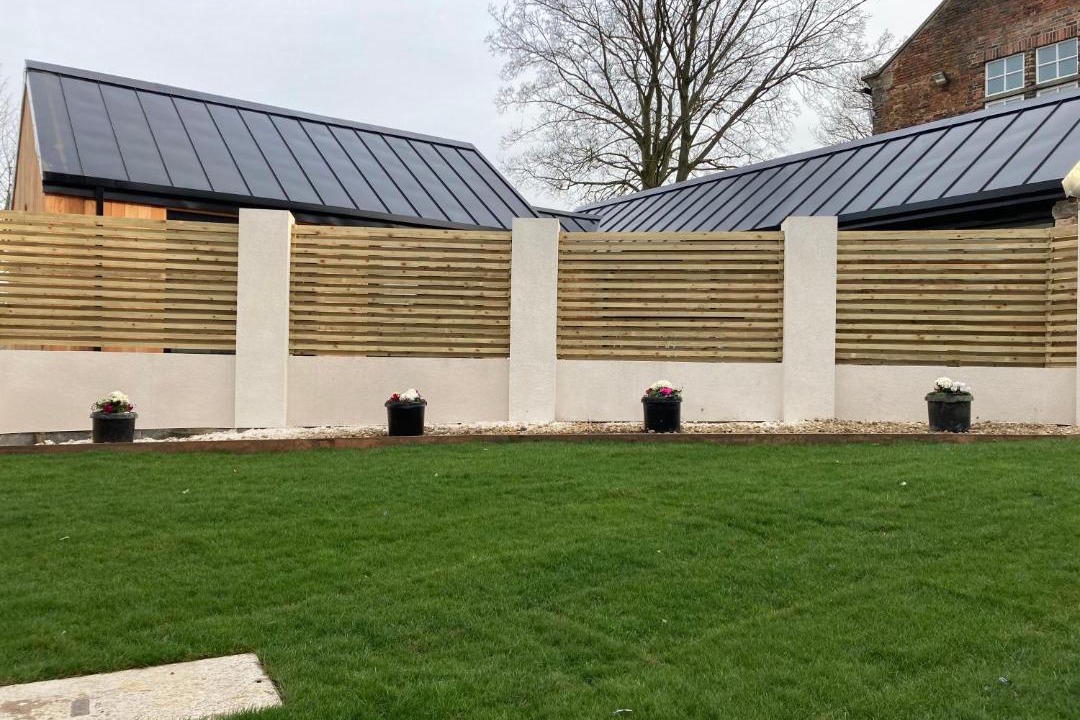 Photo of Others in Hoylandswaine