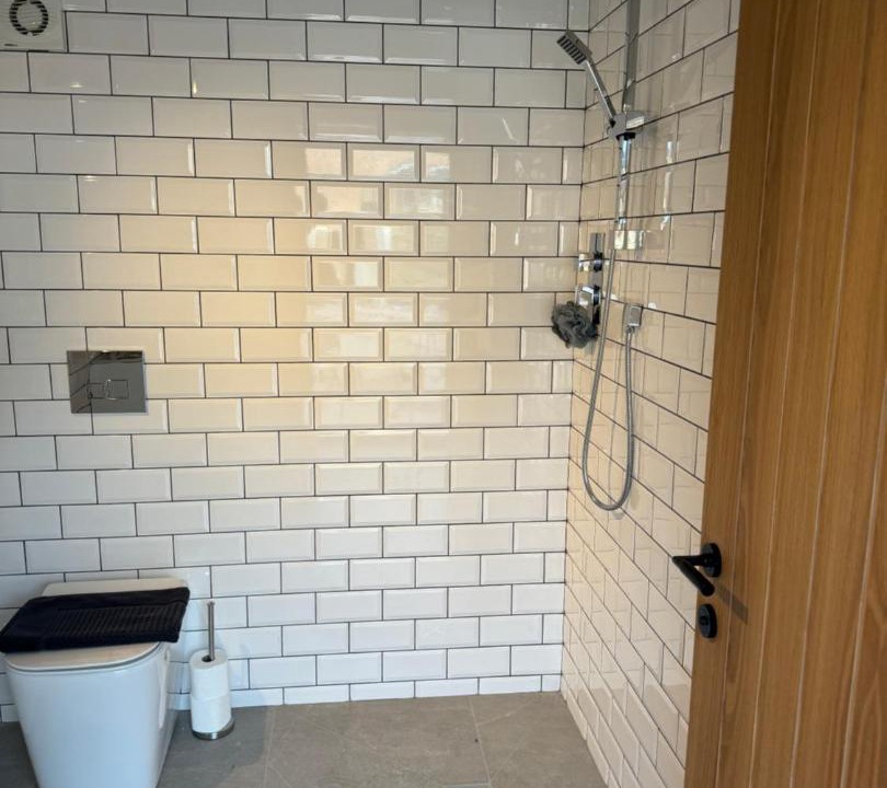 Photo of Others in Hoylandswaine