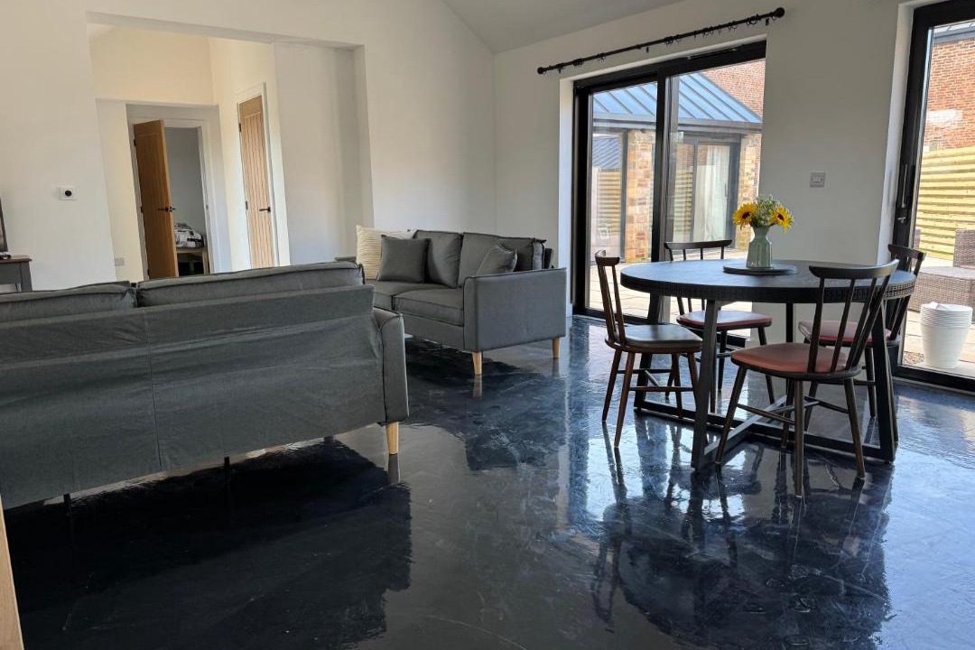 Photo of Others in Hoylandswaine