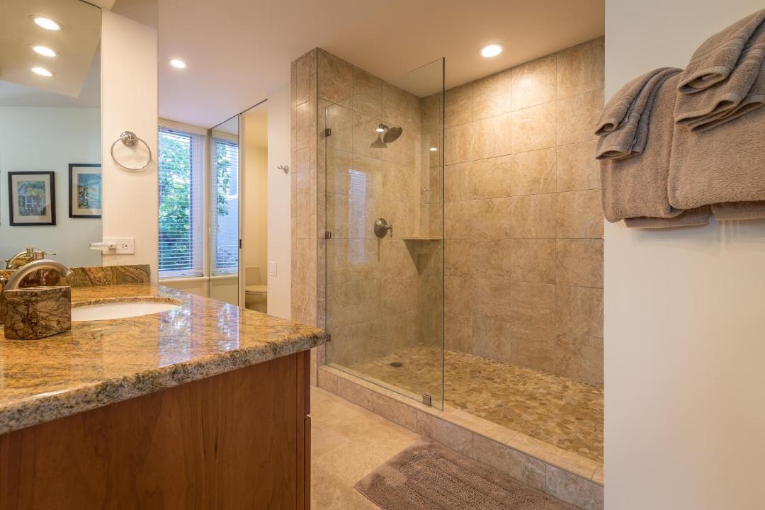 Photo of Bathroom in Wailea