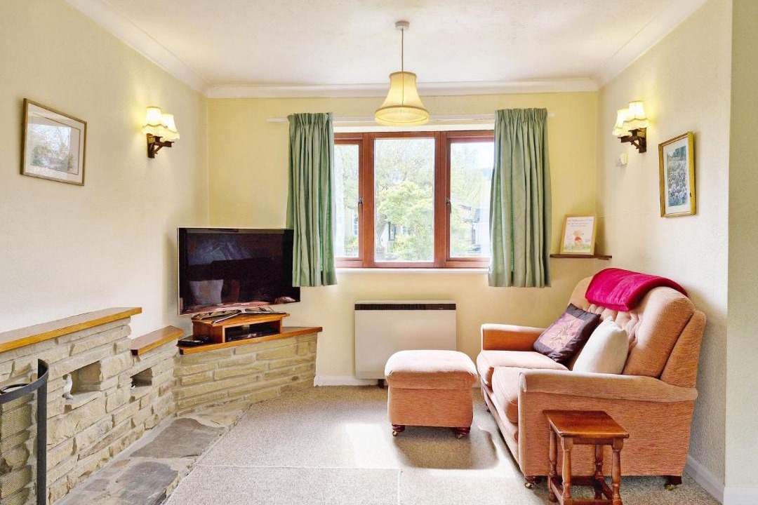 Photo of Others in Singleton