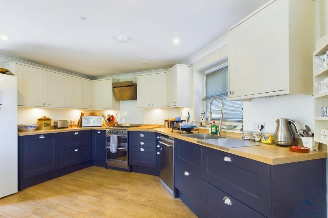 Photo of Others in Bembridge