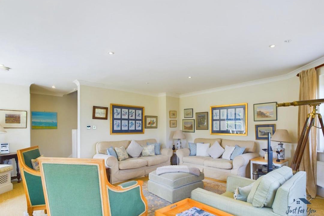 Photo of Others in Bembridge