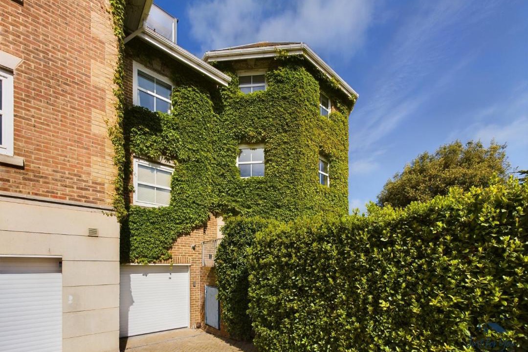 Photo of Others in Bembridge