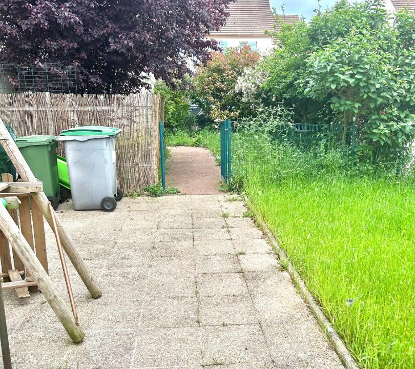 Photo of Others in Moussy-le-Vieux