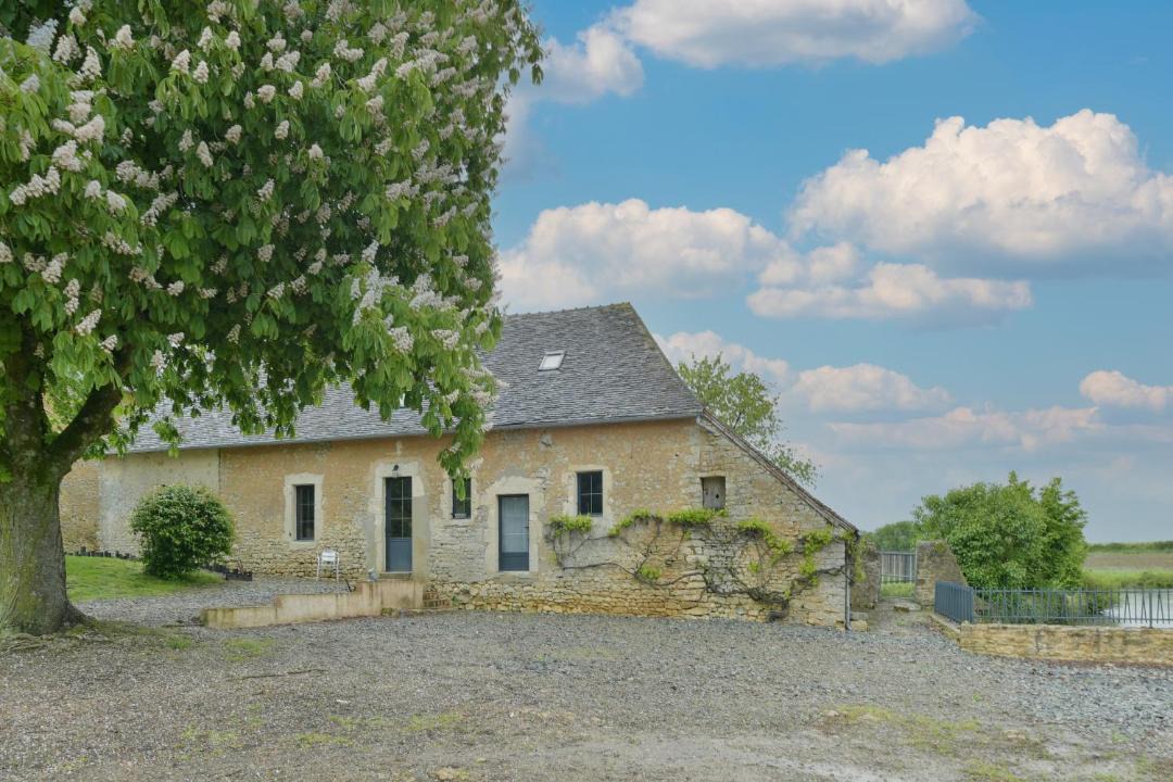 Photo of Others in Auvers-sous-Montfaucon