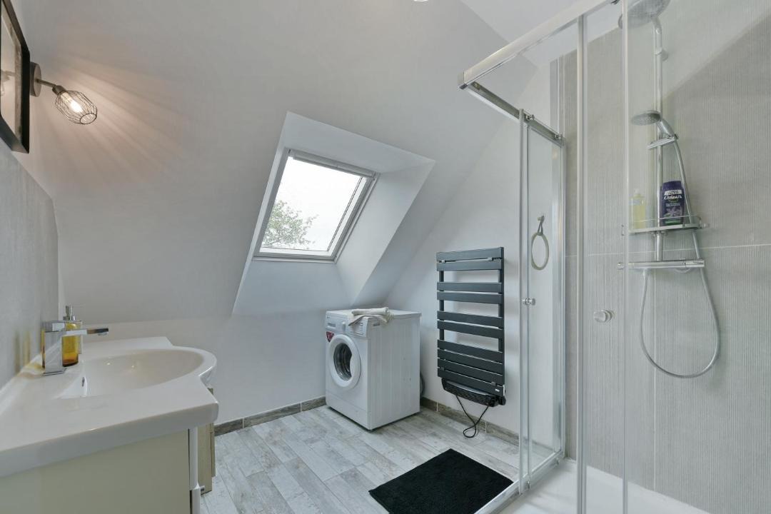 Photo of Others in Auvers-sous-Montfaucon