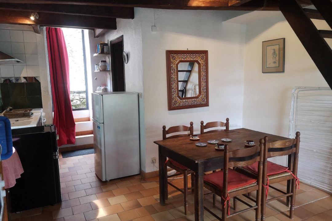 Photo of Others in Vissec