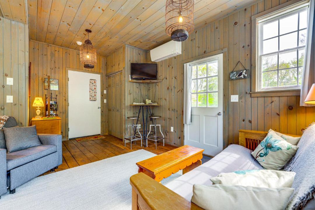 Photo of Others in Ballouville