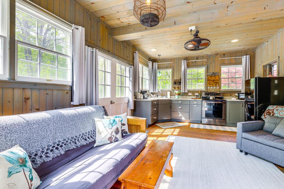 Photo of Others in Ballouville