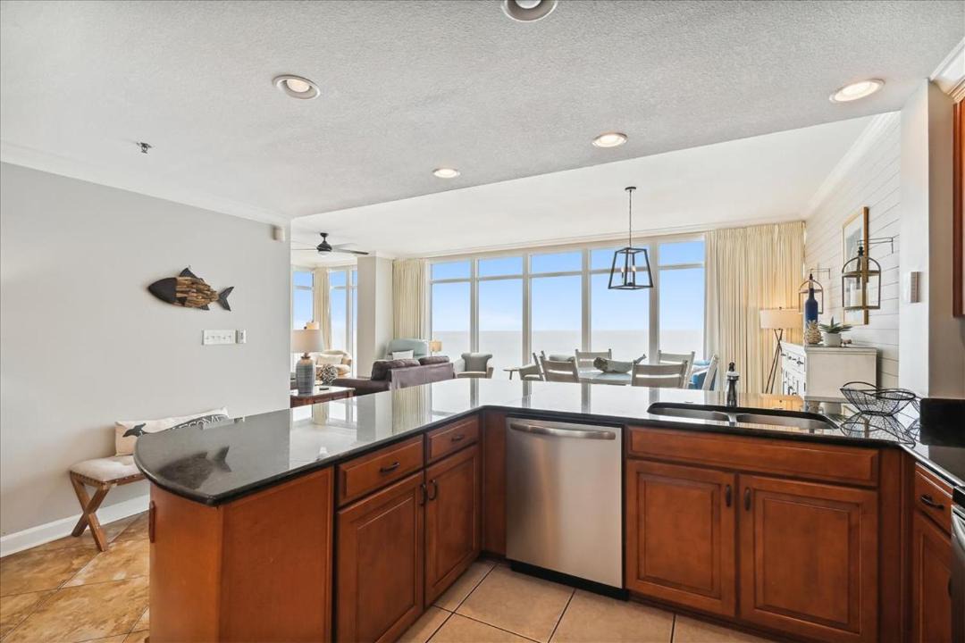 Photo of Others in Thomas Drive