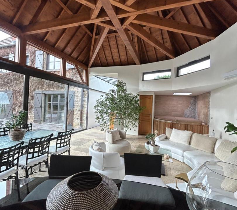 Photo of Others in Fauverney