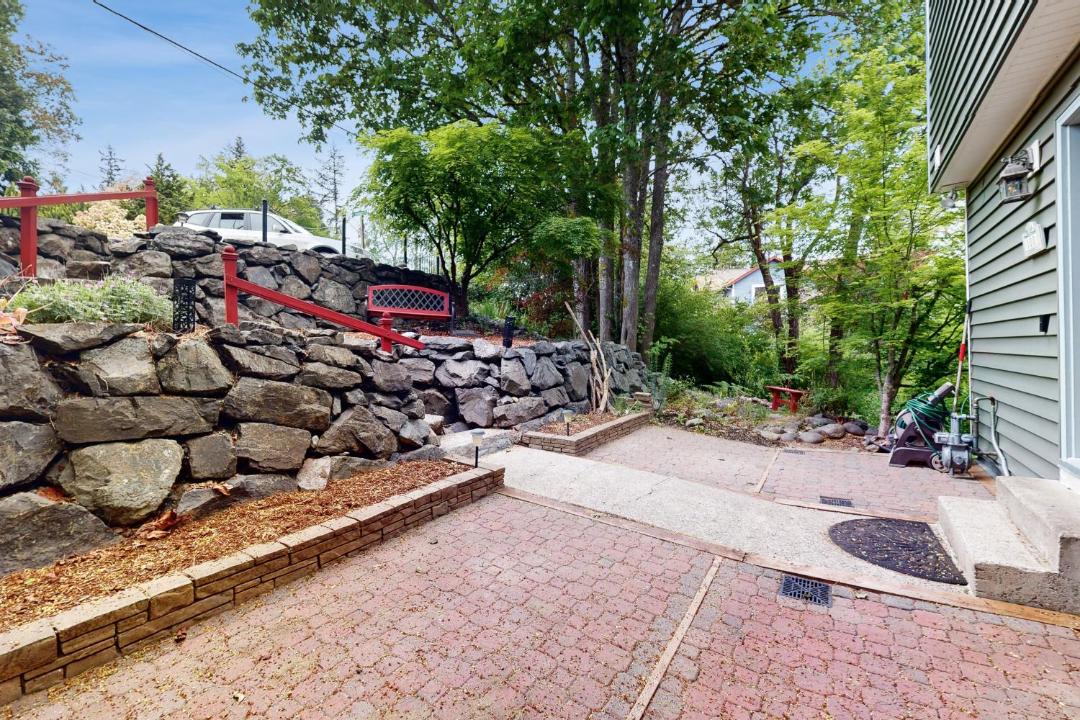 Photo of Others in Retsil