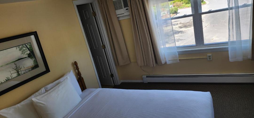 Photo of Others in Dryden