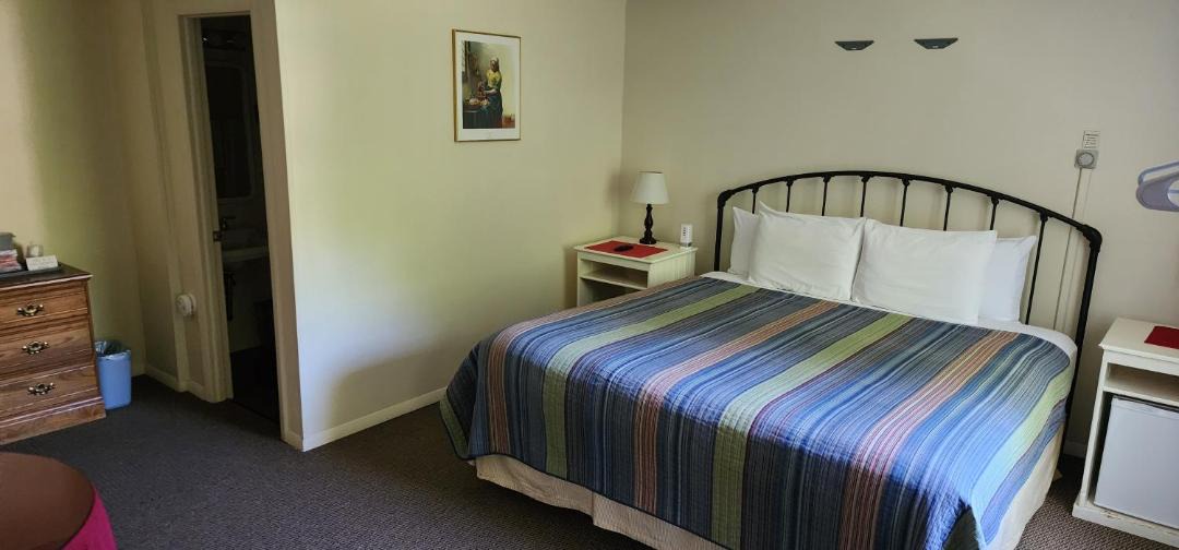 Photo of Others in Dryden