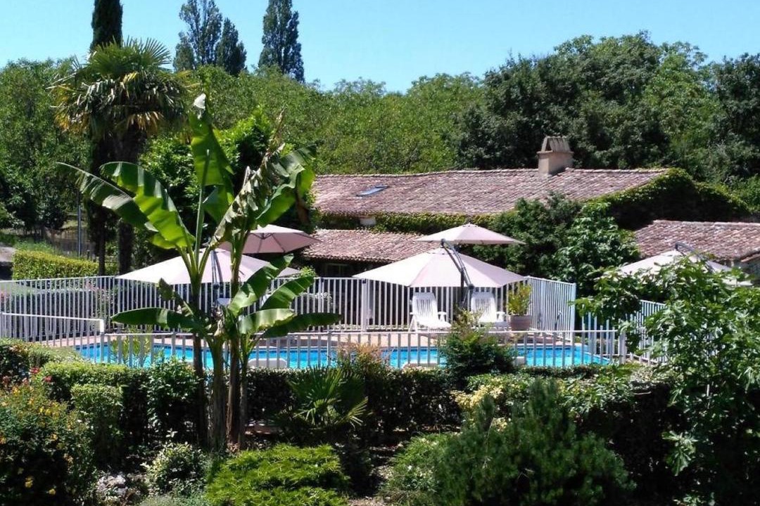 Photo of Others in Lolme