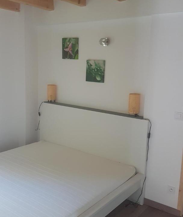 Photo of Others in Josse