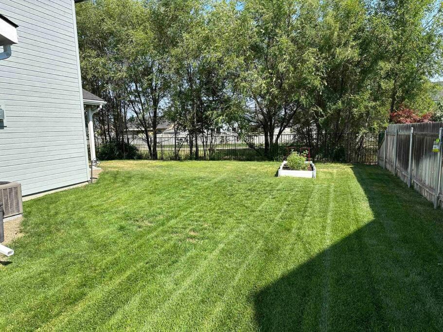 Photo of Others in Star